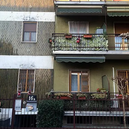 Parea House 2 *